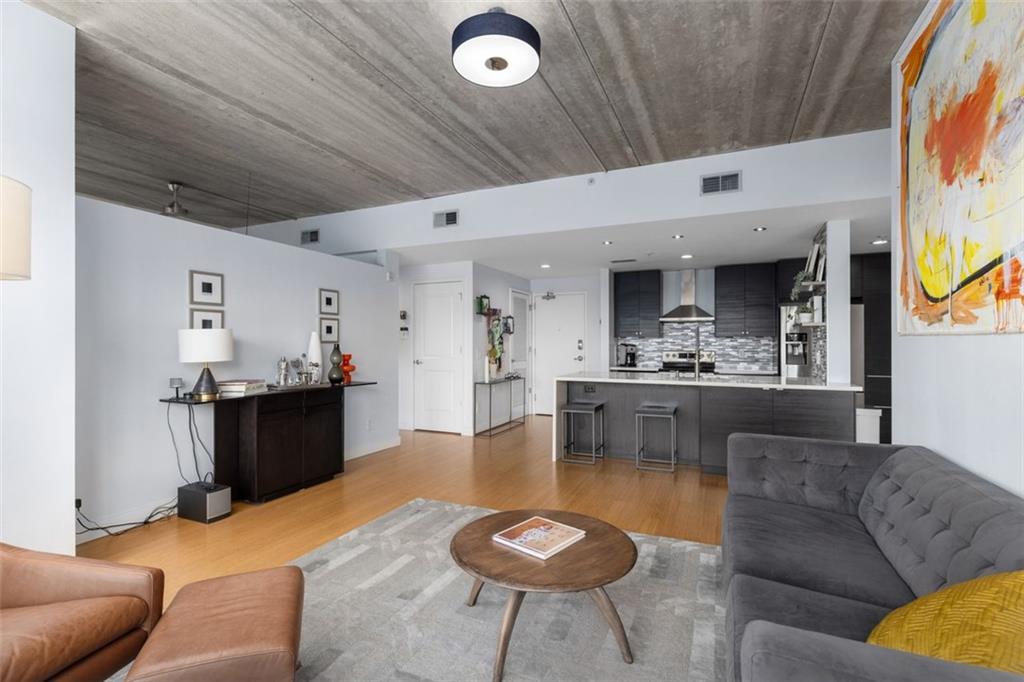 563 Memorial Drive SE Unit 407
