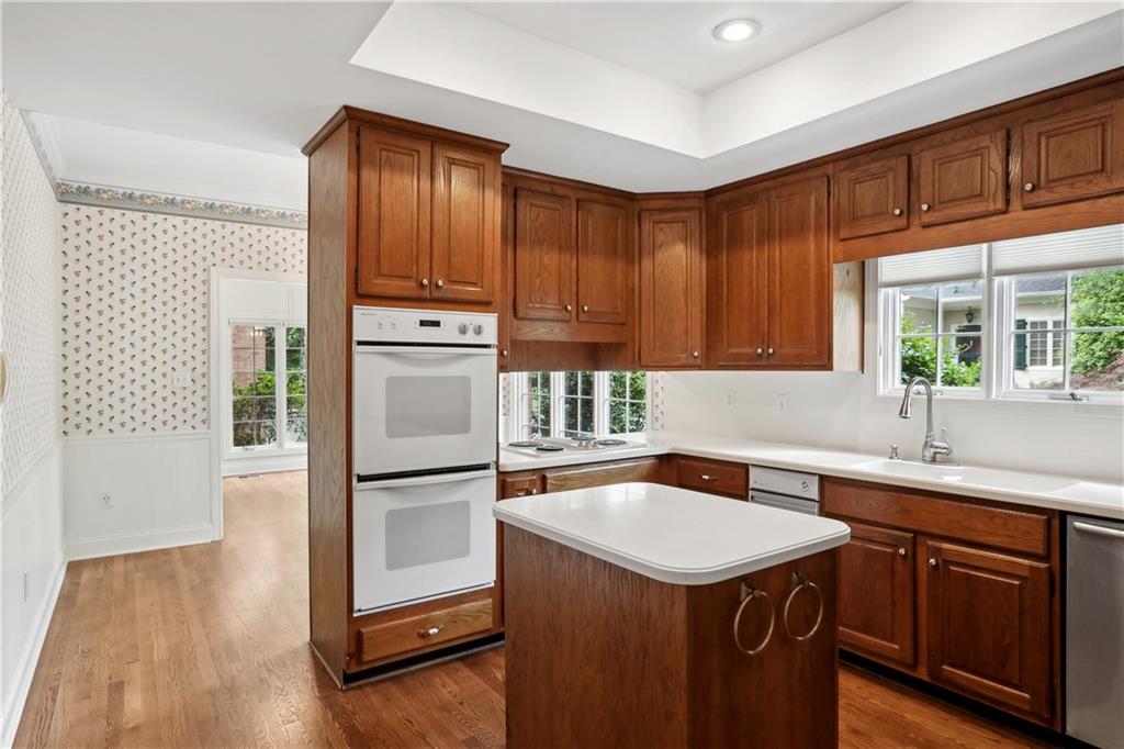 29 Paces West Drive NW