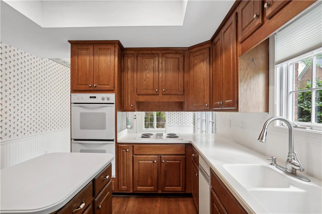 29 Paces West Drive NW