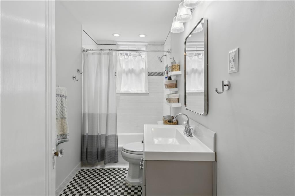 1026 Saint Charles Avenue NE Unit 2