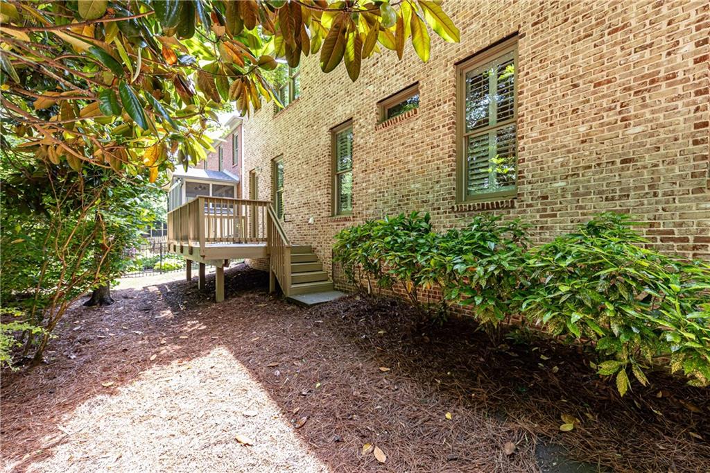 206 Mount Vernon Cove