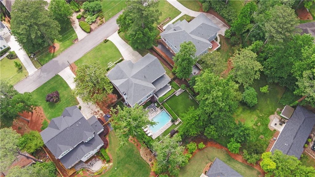 4048 Navajo Trail NE