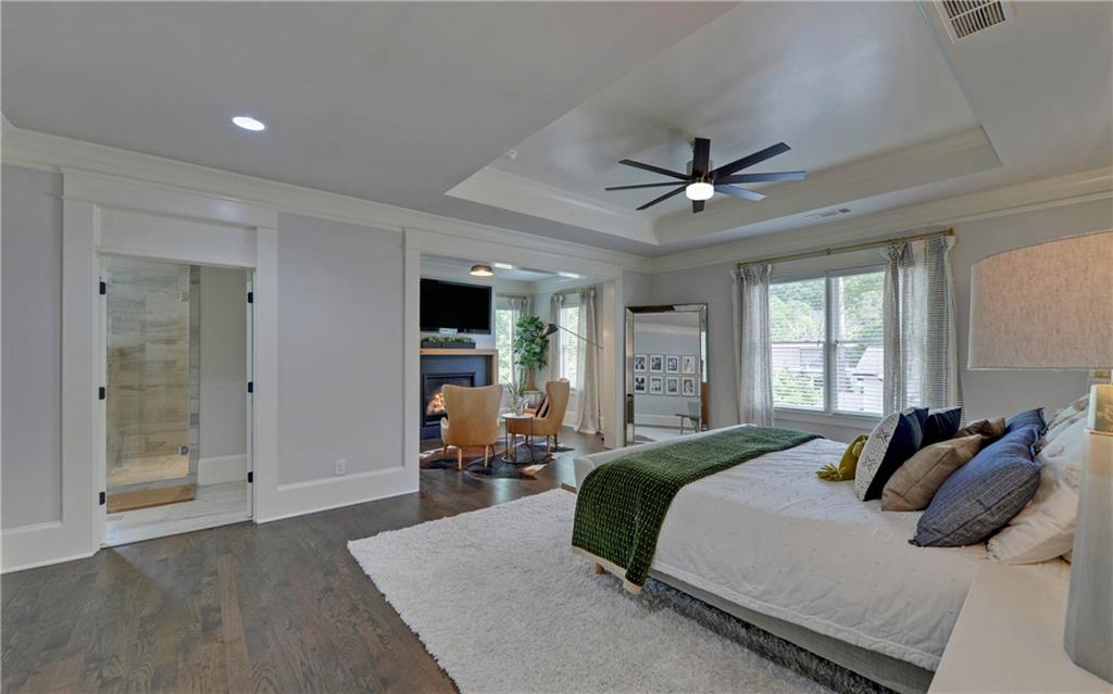 4048 Navajo Trail NE