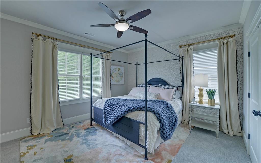 4048 Navajo Trail NE