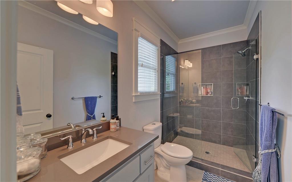 4048 Navajo Trail NE
