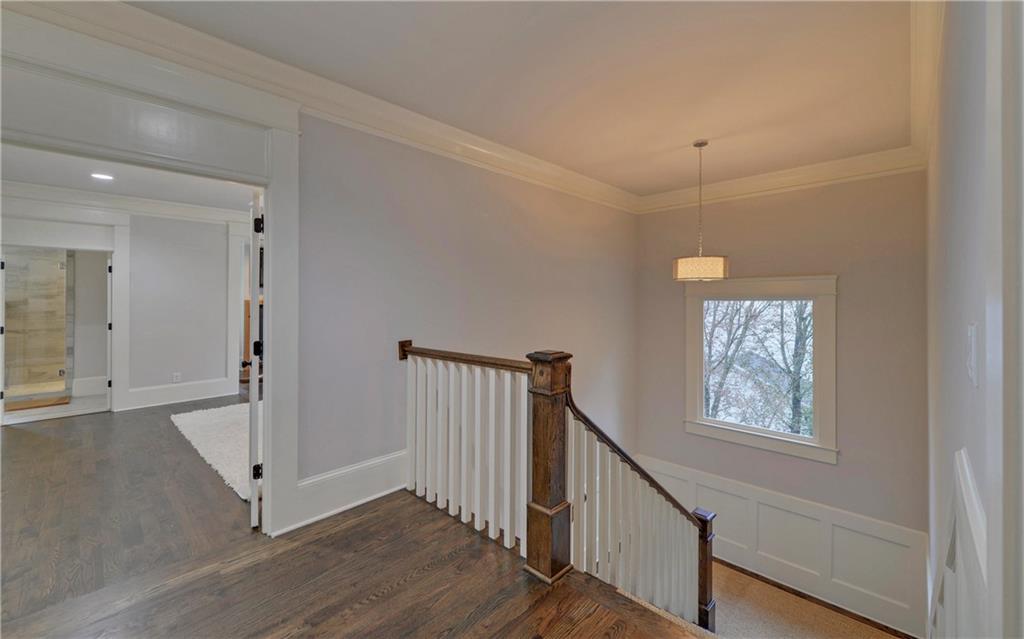 4048 Navajo Trail NE