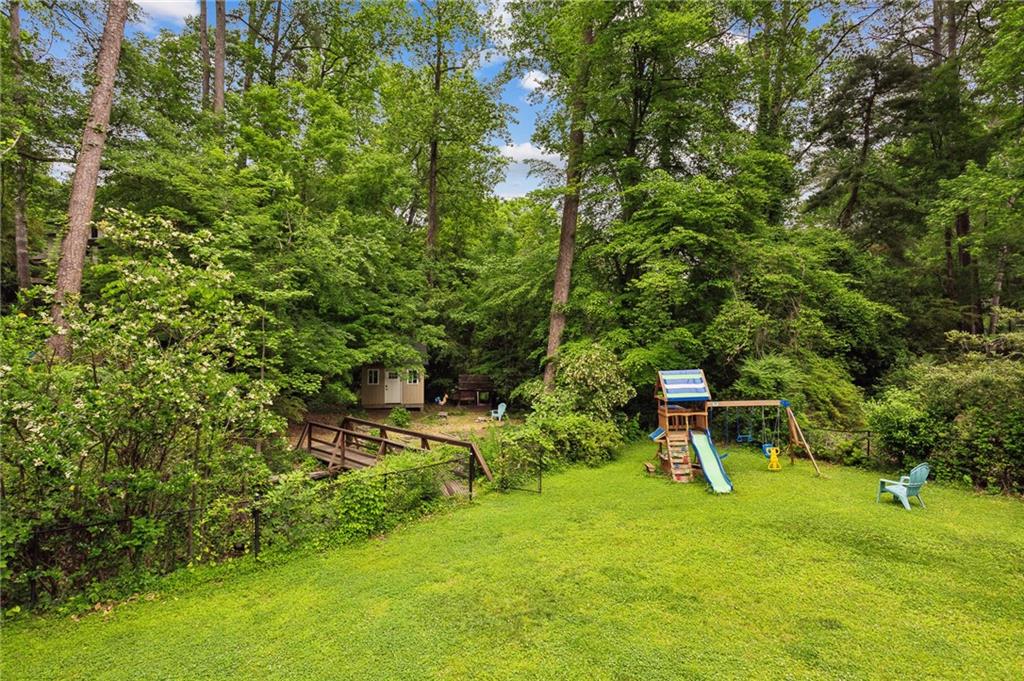 376 Allison Drive NE