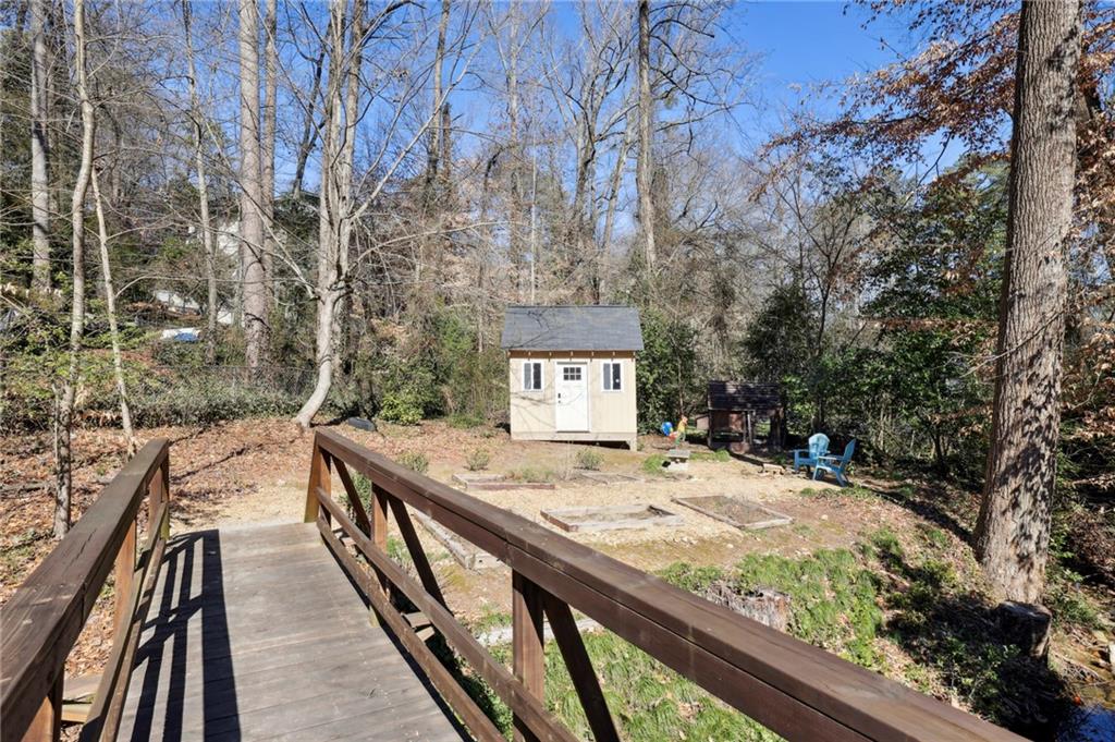 376 Allison Drive NE