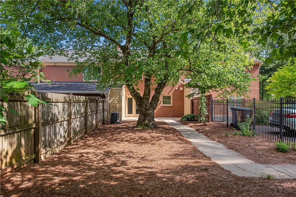 1082 Old Road