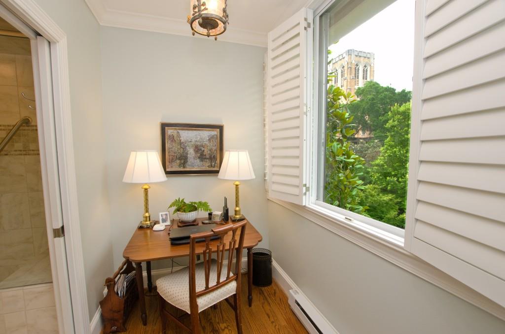 2734 Peachtree Road NW Unit B401