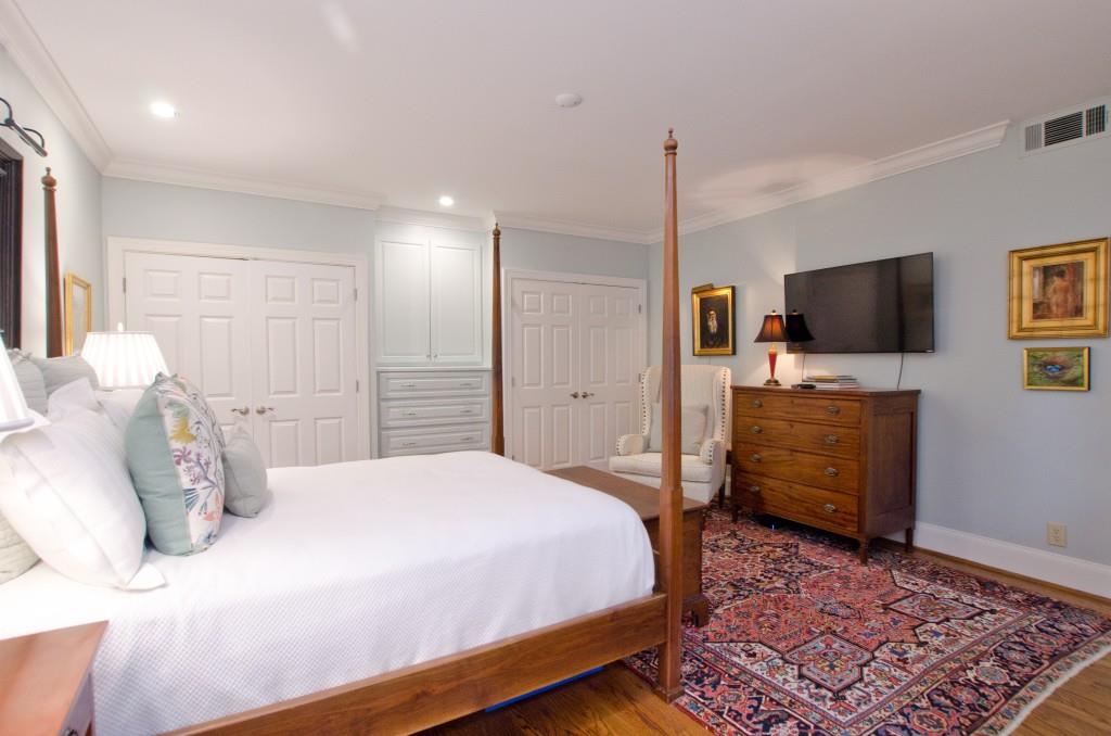 2734 Peachtree Road NW Unit B401