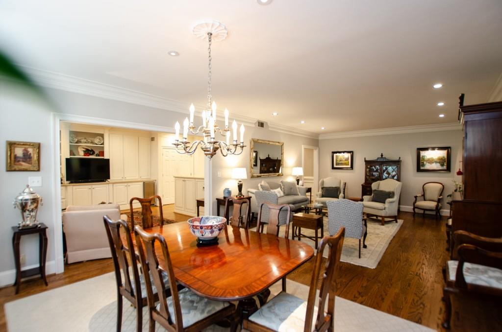 2734 Peachtree Road NW Unit B401
