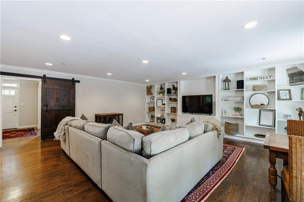 3401 Liberty Lane