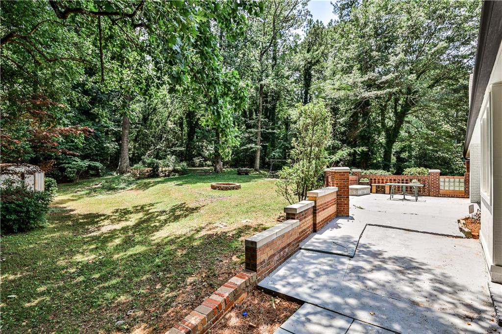 2756 Colonial Drive