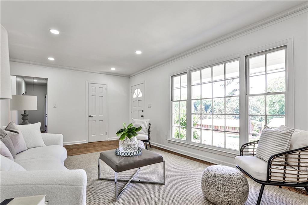 2756 Colonial Drive