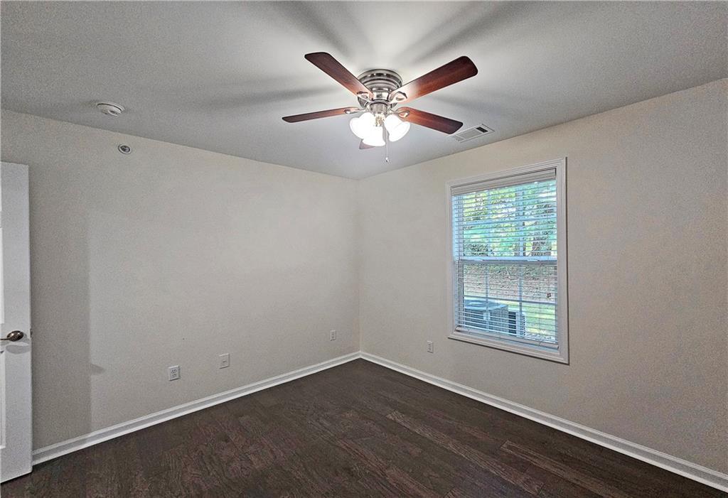 4040 Riverlook Parkway Unit 207
