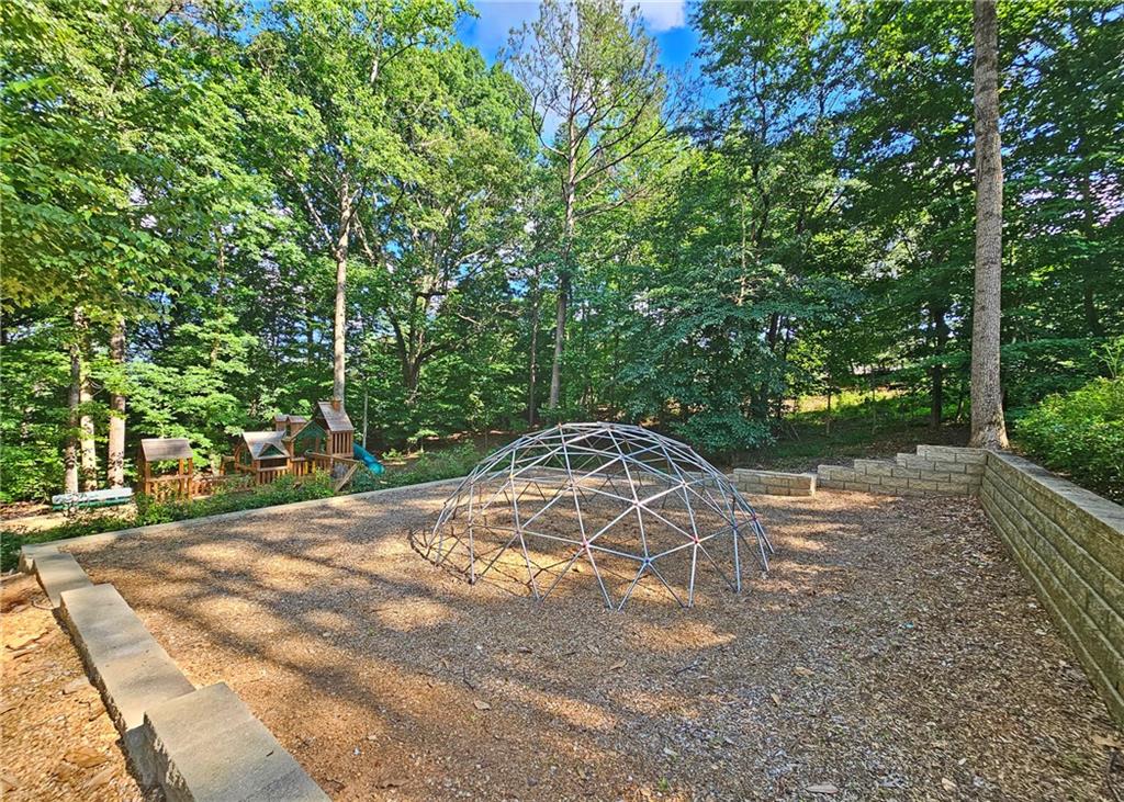 4040 Riverlook Parkway Unit 207