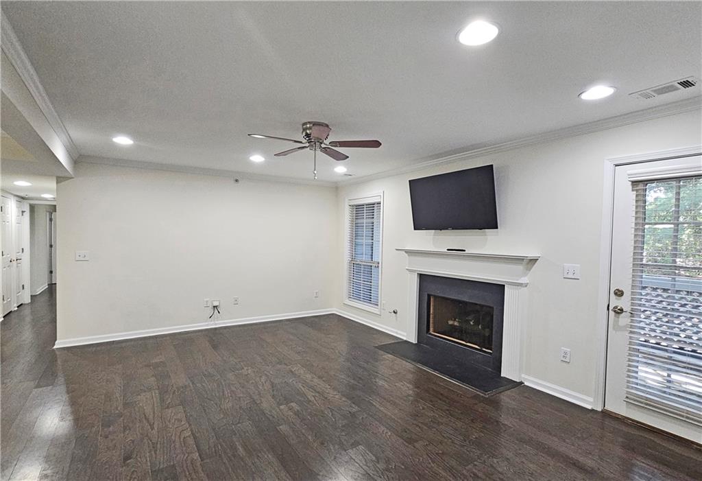 4040 Riverlook Parkway Unit 207