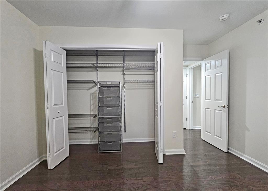 4040 Riverlook Parkway Unit 207