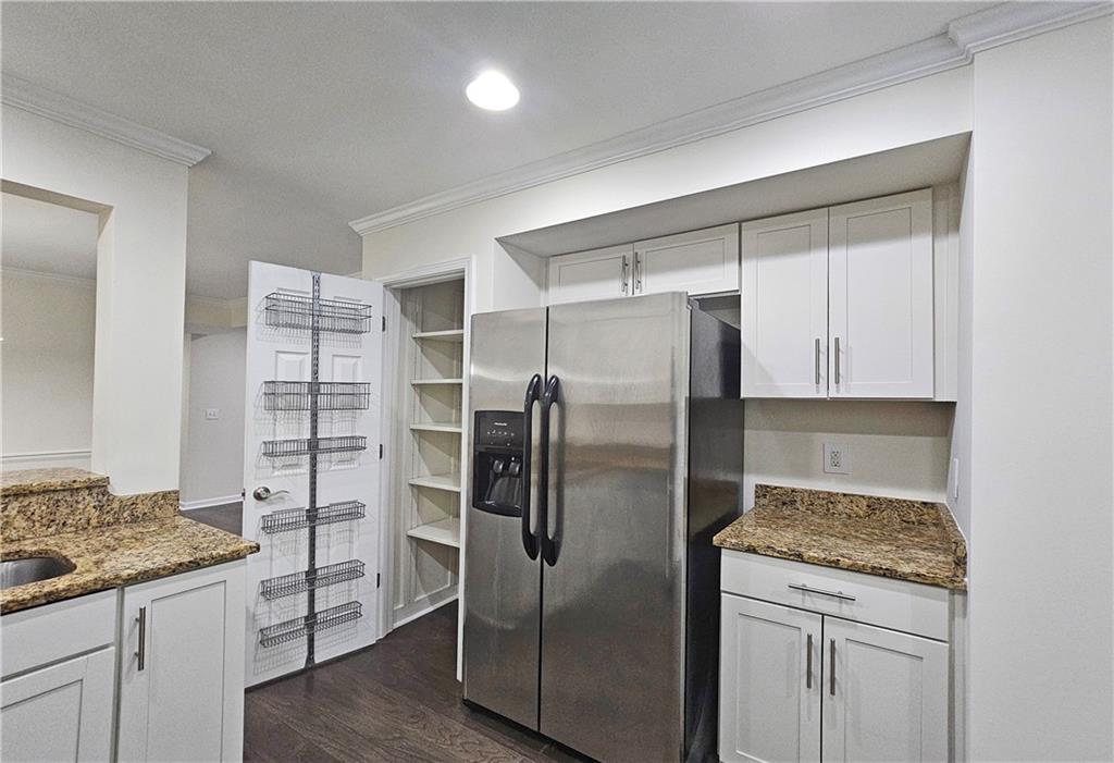 4040 Riverlook Parkway Unit 207