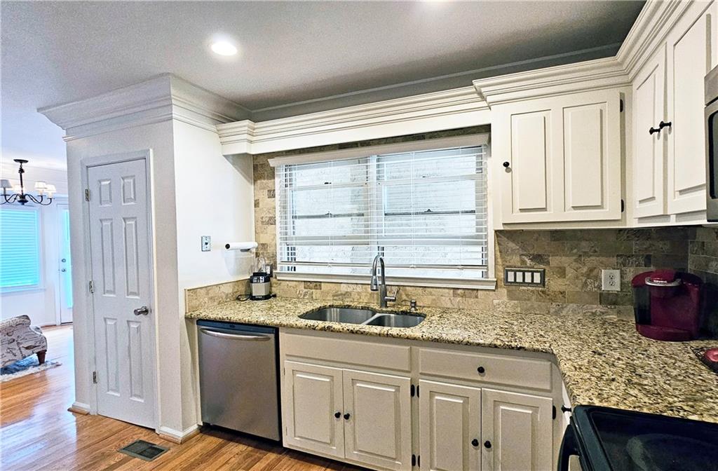 4175 Dunwoody Terrace