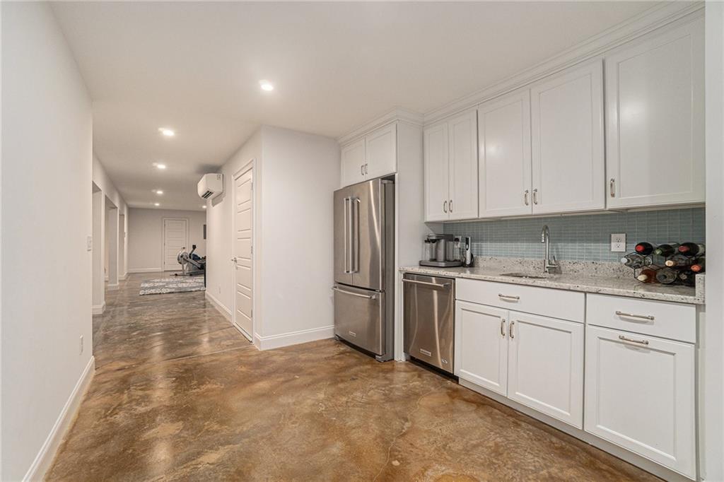 558 Rock Springs Road NE