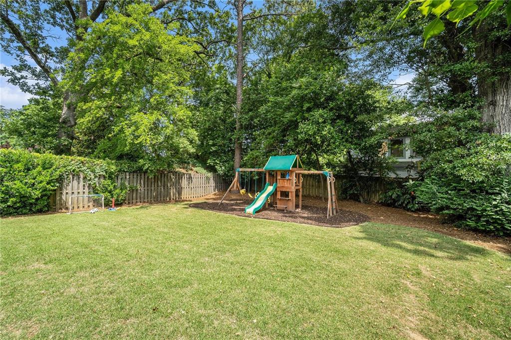 558 Rock Springs Road NE