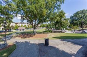 896 Westmoreland Circle NW