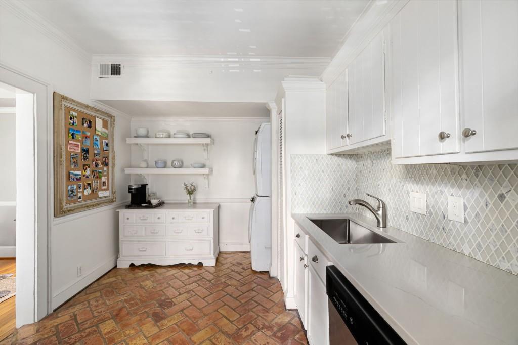 30 Collier Road NW Unit 9