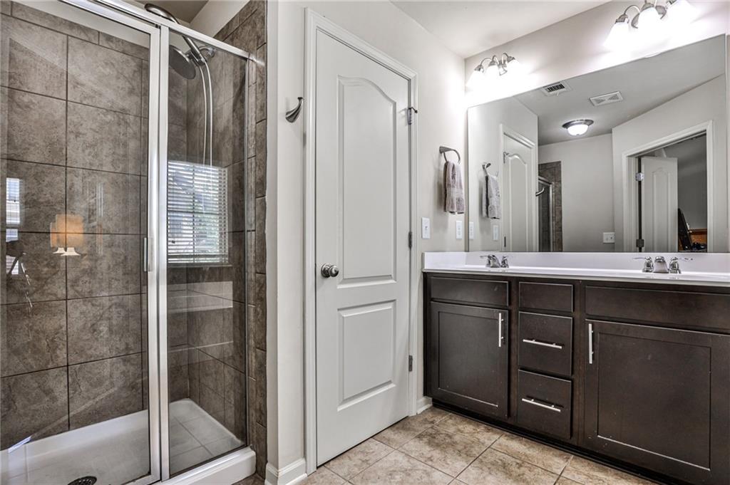 2463 Whiteoak Run SE Unit 17