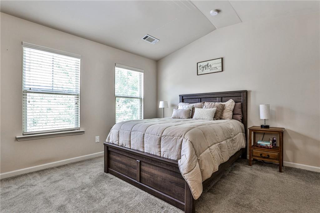 2463 Whiteoak Run SE Unit 17
