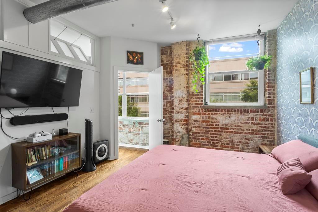 800 Peachtree Street NE Unit 8523
