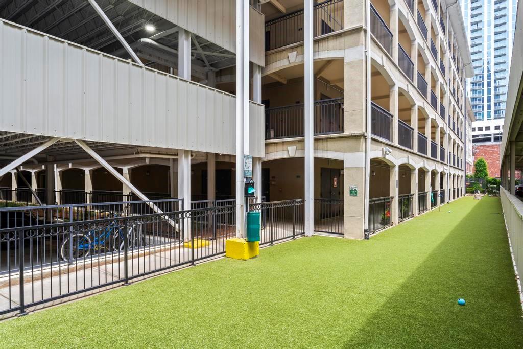 800 Peachtree Street NE Unit 8523