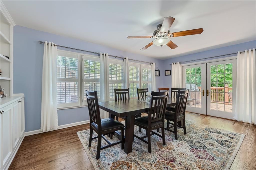 586 Ponce De Leon Manor NE