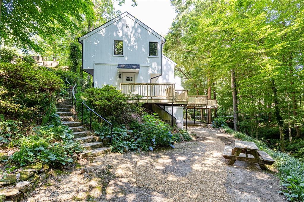 1285 Old Woodbine Road