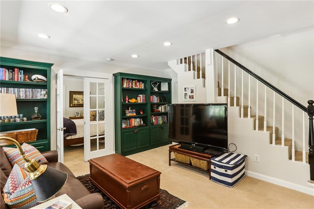 711 Wilson Road NW