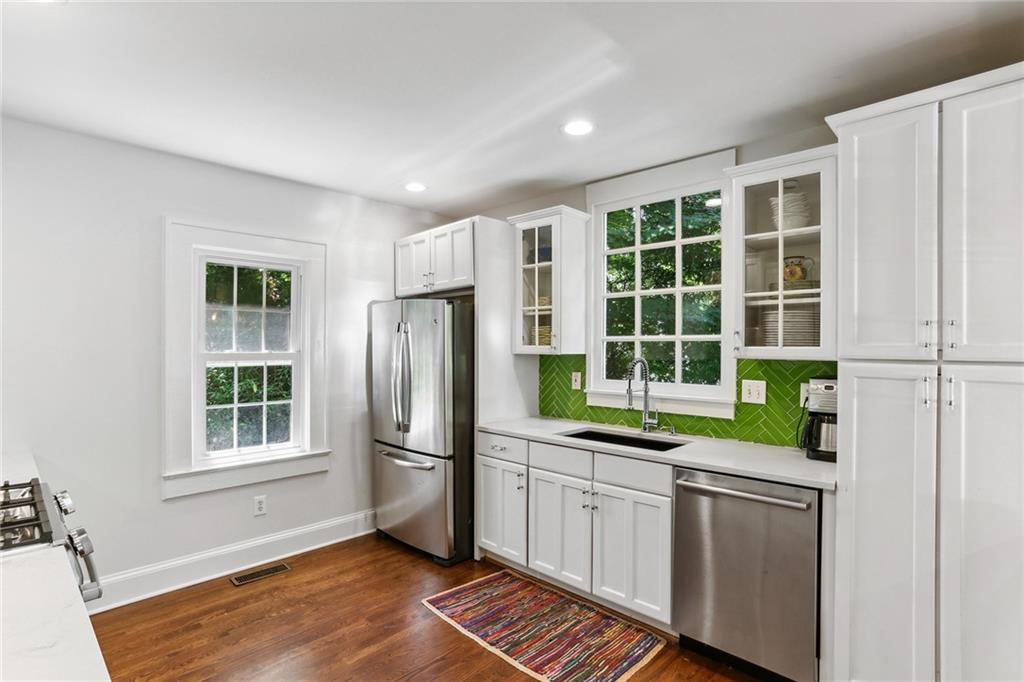 711 Wilson Road NW