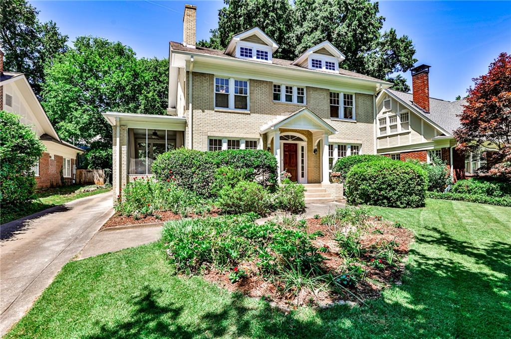 1527 Emory Road NE
