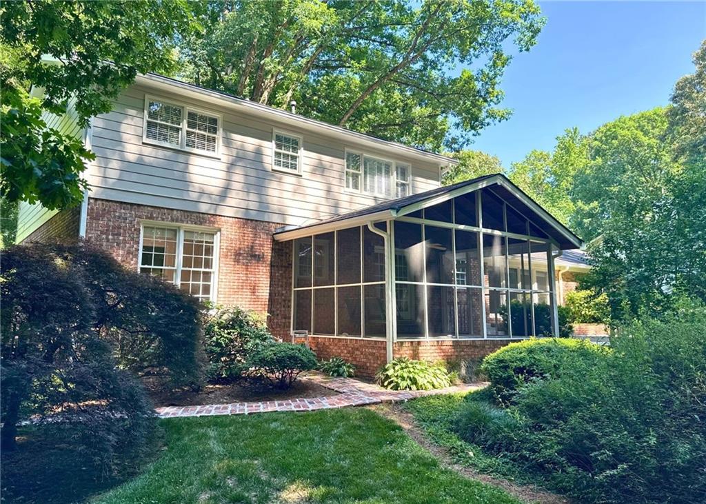 1472 Rochelle Drive