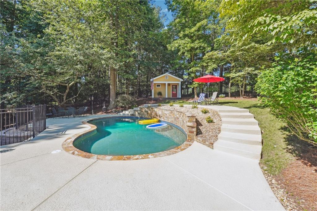 5921 Foxtail Cove