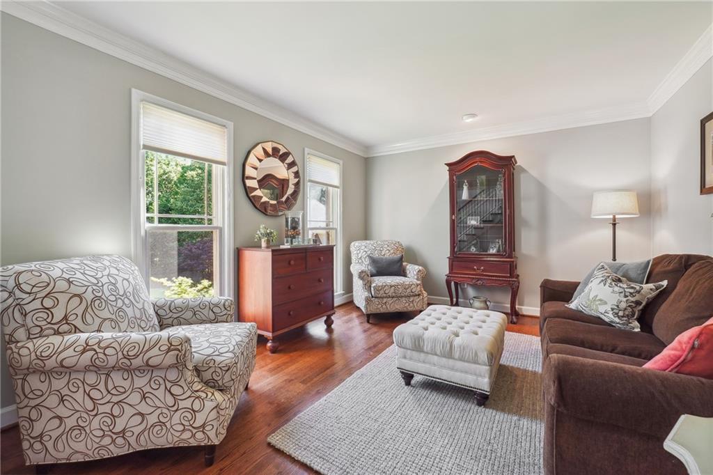 5921 Foxtail Cove