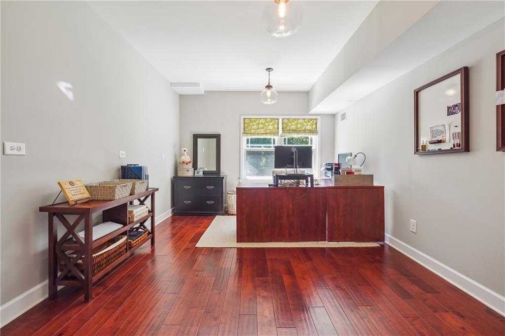 5921 Foxtail Cove