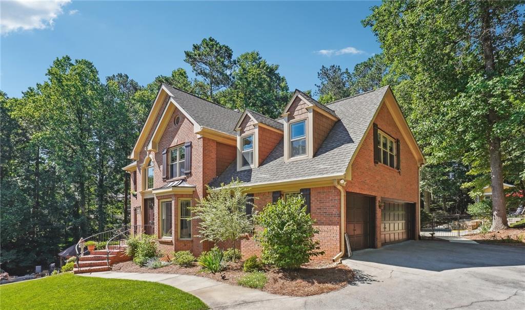 5921 Foxtail Cove
