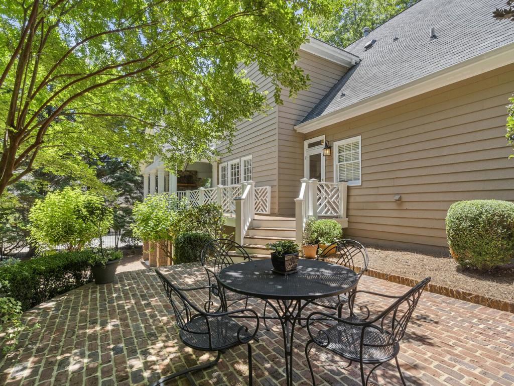 860 Randall Court
