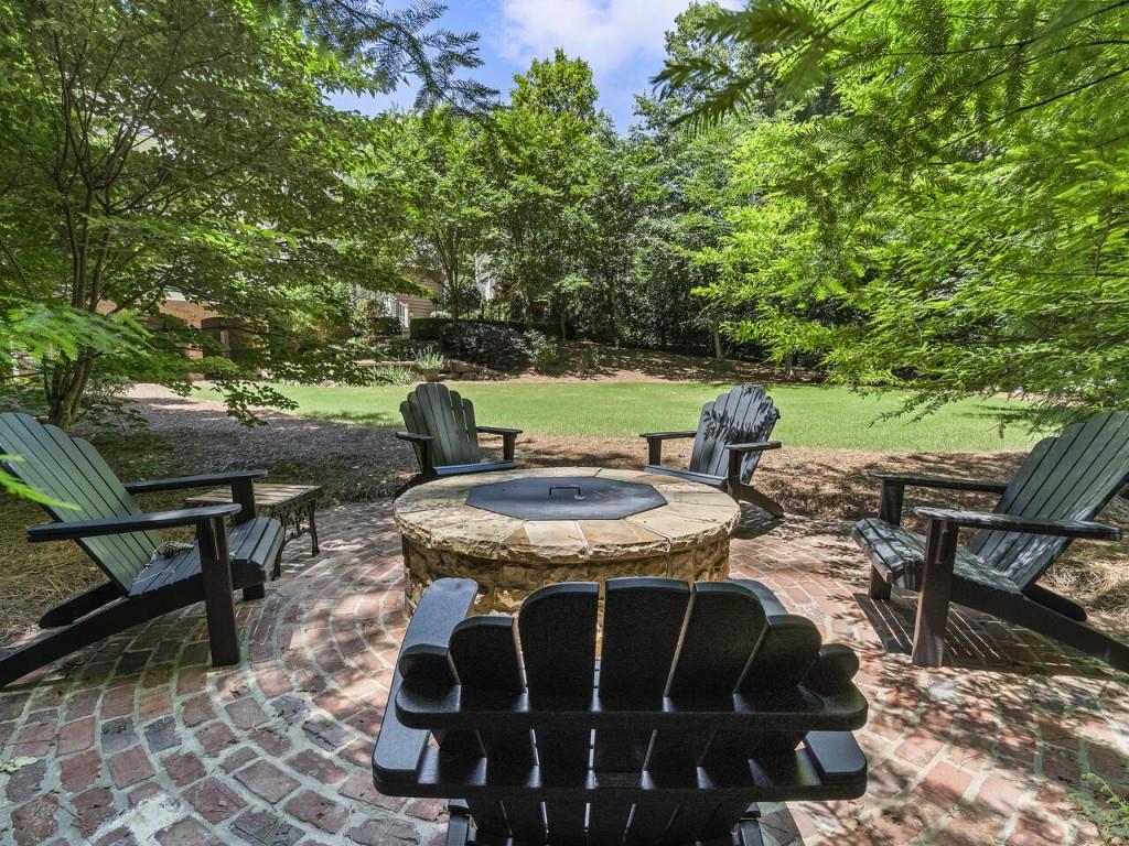 860 Randall Court
