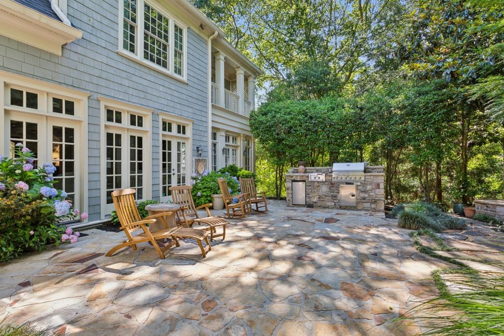 980 Peachtree Battle Avenue