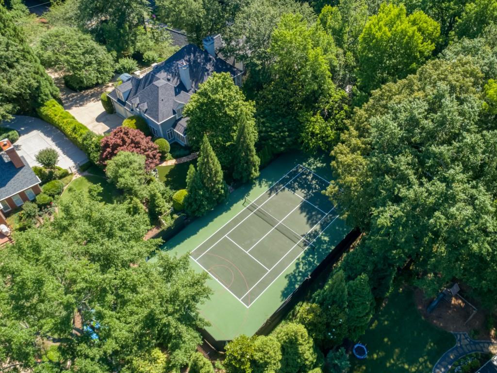 980 Peachtree Battle Avenue