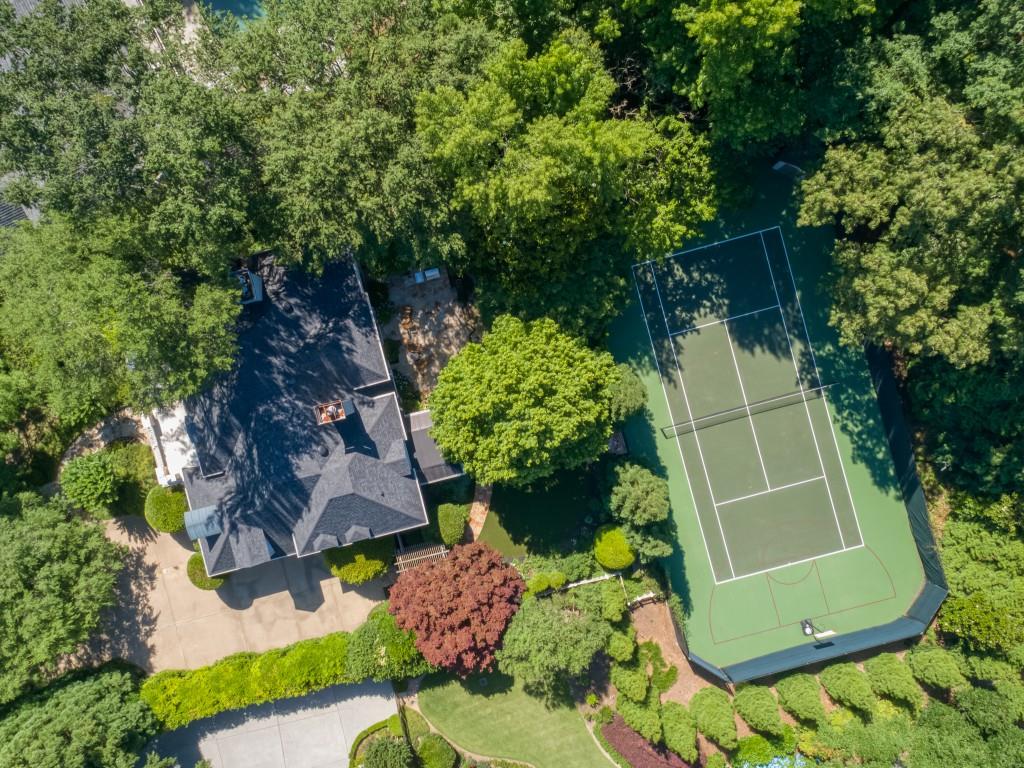 980 Peachtree Battle Avenue