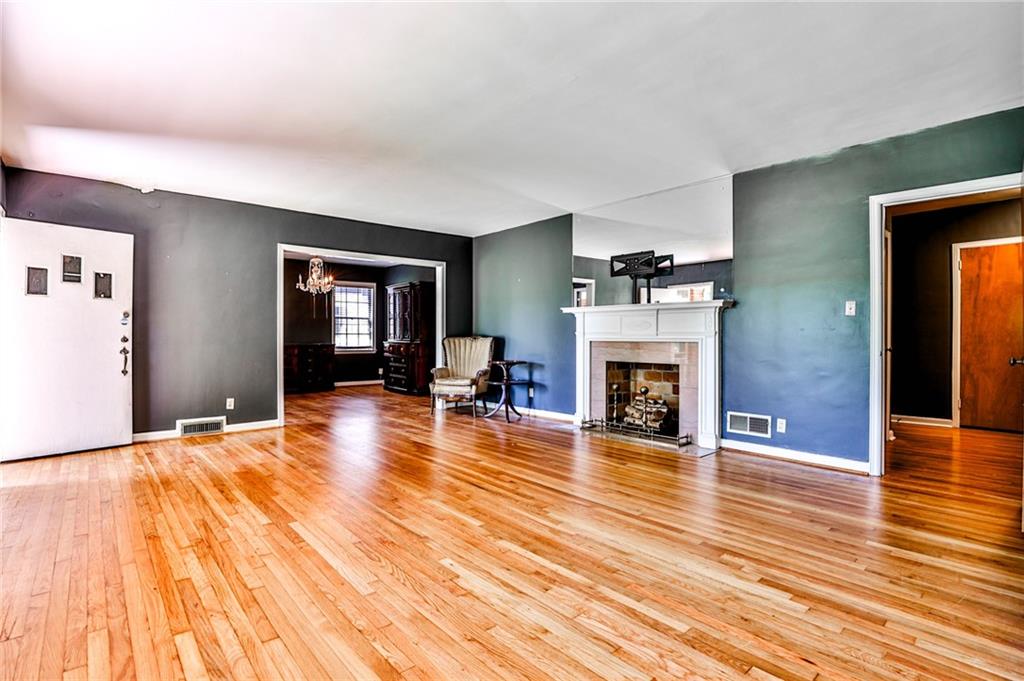 3654 Kingsboro Road NE