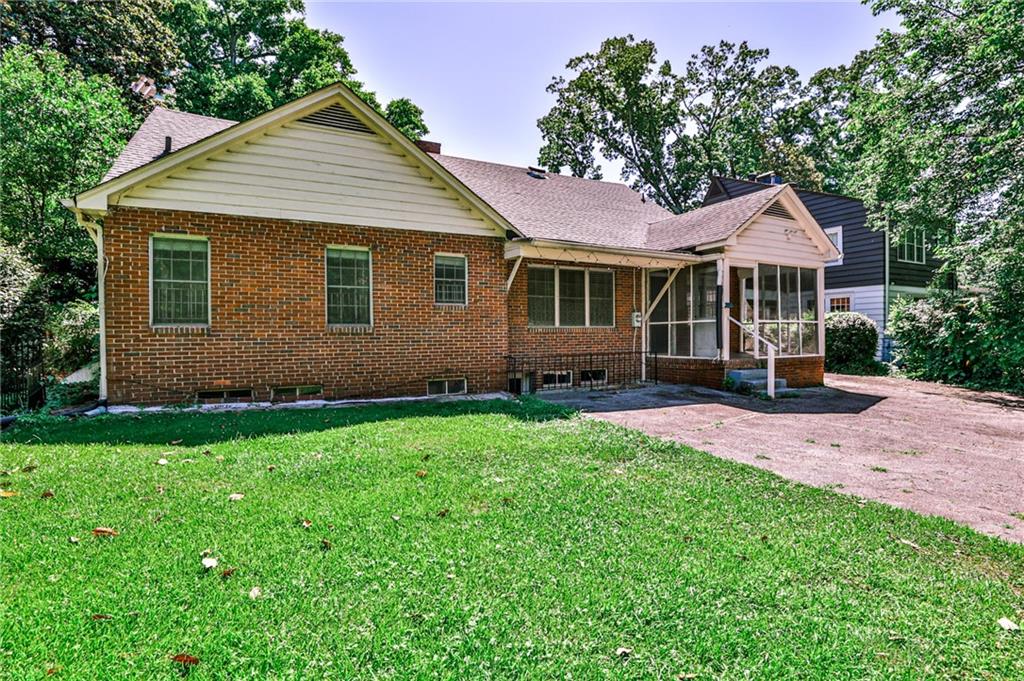 3654 Kingsboro Road NE